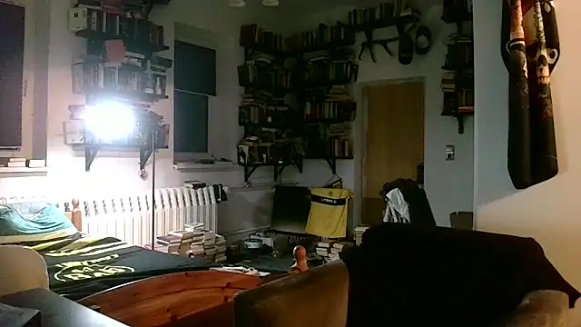 sunr1sa online show from October 13, 2025, 5:02 pm