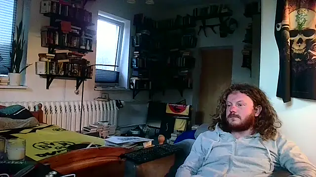 sunr1sa online show from April 7, 2026, 4:35 am