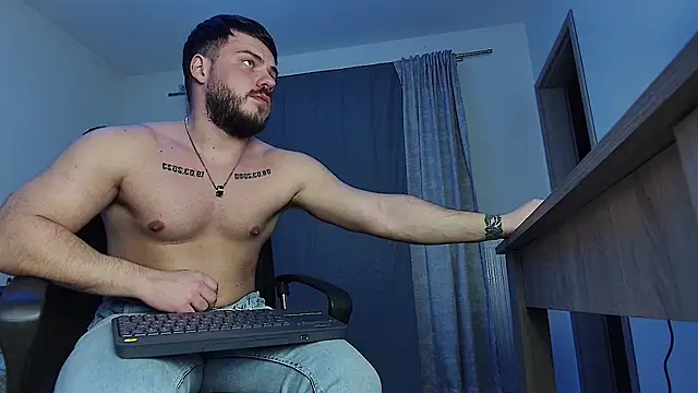 juliusmasters online show from December 30, 2024, 8:36 pm