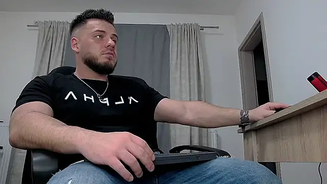 juliusmasters online show from January 7, 2025, 10:08 pm