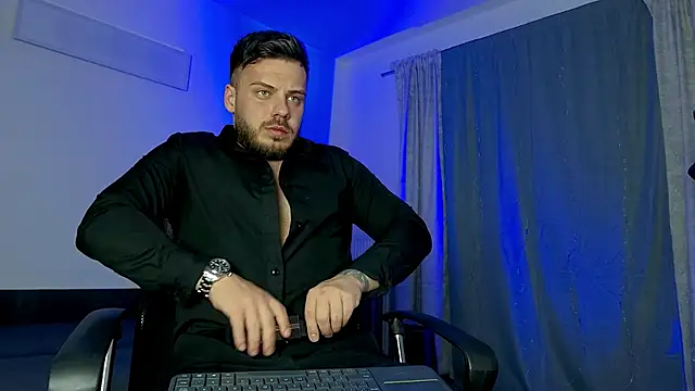 juliusmasters online show from February 12, 2025, 8:18 pm