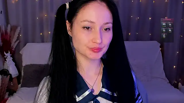 LisaMooore online show from January 15, 2025, 11:30 pm