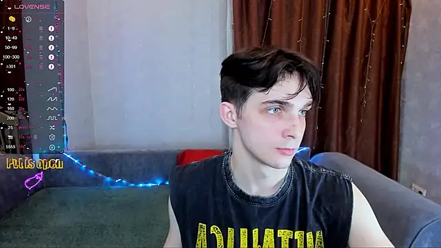 Snapshot of Aaron_Boom chatting on February 20, 2026, 4:29 pm Aaron Boom online show from February 20, 2026, 4:29 pm