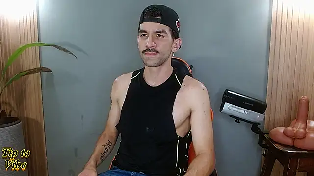 Mr WhiteCock online show from December 20, 2025, 2:07 am