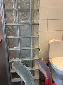 Snapshot of QueenMelissa80 chatting on November 9, 2025, 8:23 am QueenMelissa80 online show from November 9, 2025, 8:23 am