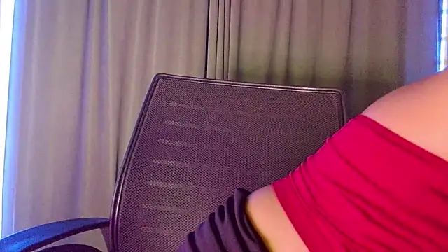 CallMeSima online show from April 10, 2026, 4:55 pm