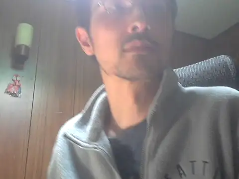 shikokichi55 online show from February 8, 2025, 1:33 pm