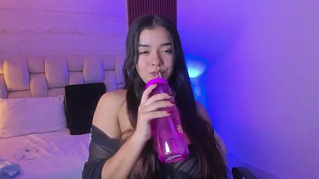 SophiaWylde online show from December 24, 2024, 7:39 am