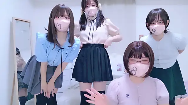 Snapshot of 841_yayoi chatting on October 25, 2025, 4:31 am 841 yayoi online show from October 25, 2025, 4:31 am