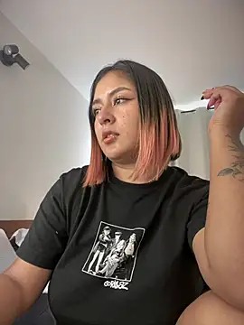 Rae Lil White online show from February 16, 2025, 9:48 pm