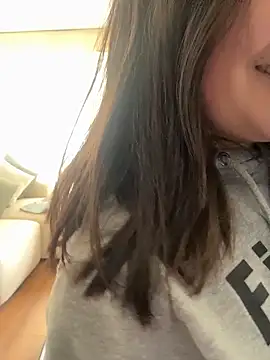 sukhakunis1 online show from April 24, 2026, 5:26 pm