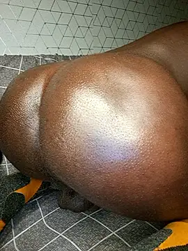 Snapshot of Tibenty chatting on January 11, 2026, 11:32 pm Tibenty online show from January 11, 2026, 11:32 pm