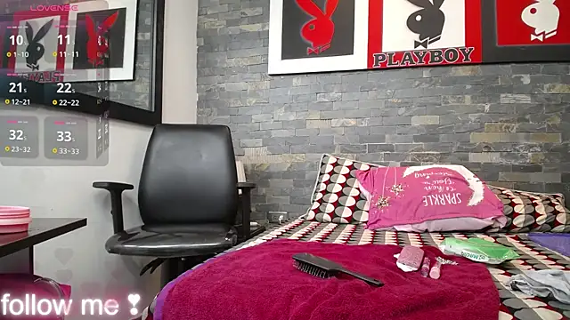 dayadubey  online show from November 5, 2025, 8:14 am