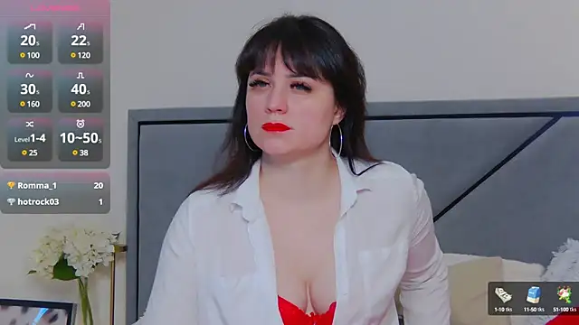 Snapshot of BellaHillss chatting on February 18, 2025, 2:38 pm BellaHillss online show from February 18, 2025, 2:38 pm