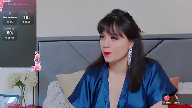 Snapshot of BellaHillss chatting on March 8, 2025, 11:16 am BellaHillss online show from March 8, 2025, 11:16 am