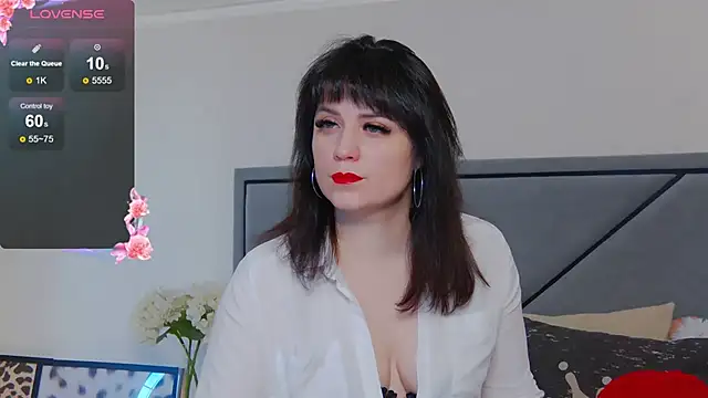 Snapshot of BellaHillss chatting on March 21, 2025, 7:55 am BellaHillss online show from March 21, 2025, 7:55 am