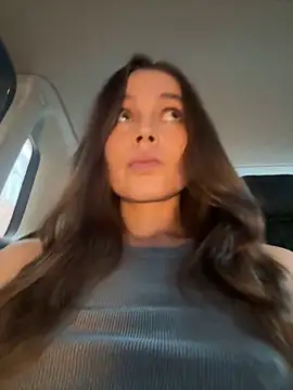 Snapshot of nicole111 chatting on October 17, 2025, 1:35 pm nicole111 online show from October 17, 2025, 1:35 pm