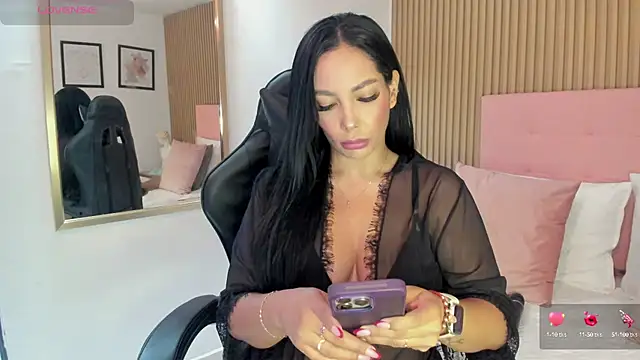 Dakota diaz  online show from January 27, 2025, 5:58 pm