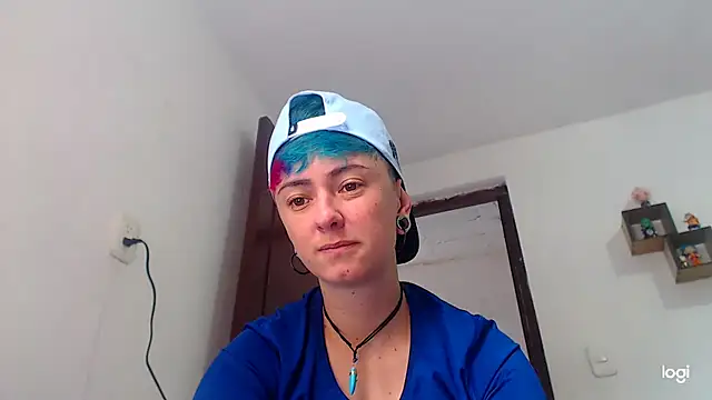 tomboyblue online show from December 2, 2024, 3:25 pm