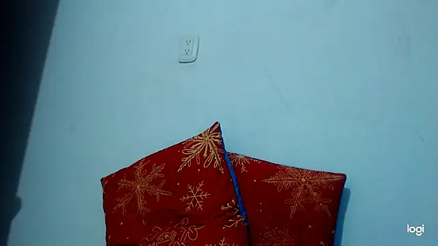 tomboyblue online show from December 12, 2024, 3:21 am
