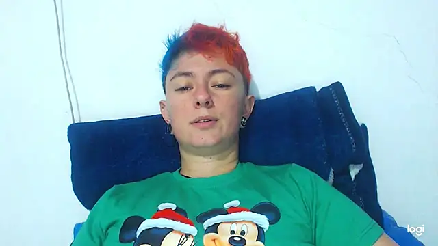 tomboyblue online show from December 26, 2024, 10:52 pm