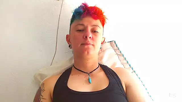 tomboyblue online show from January 20, 2025, 5:16 pm