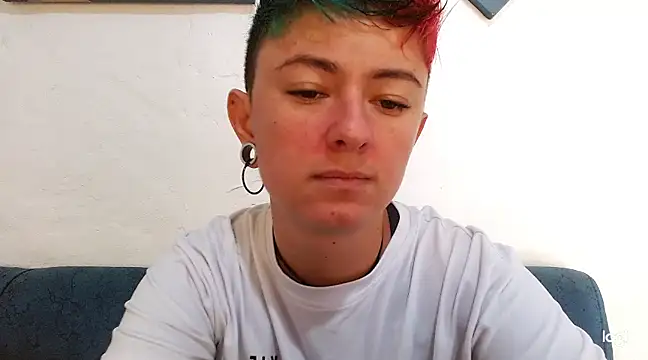 tomboyblue online show from March 3, 2025, 5:39 pm
