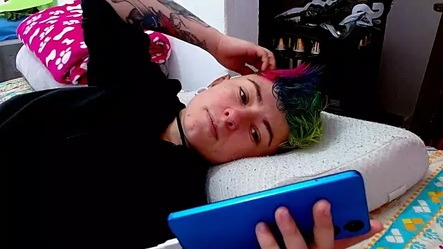 tomboyblue online show from October 15, 2025, 5:35 pm