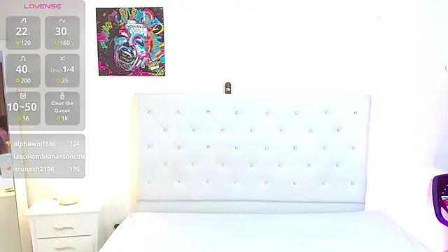 Snapshot of queenie_star chatting on January 22, 2025, 9:21 pm queenie star online show from January 22, 2025, 9:21 pm