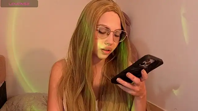 Ary1  online show from November 19, 2025, 10:10 pm