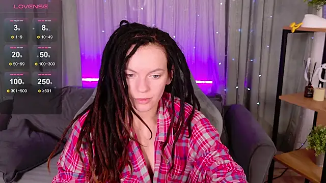 CoreyJane online show from December 2, 2025, 4:40 am