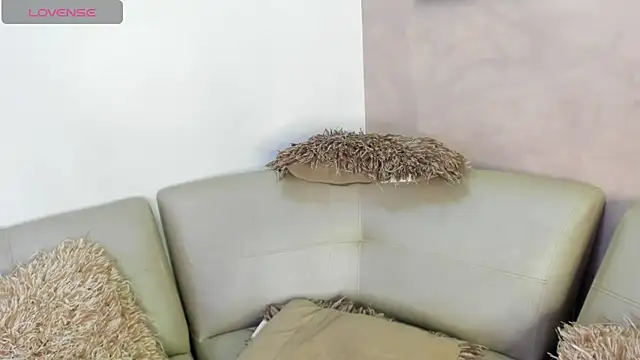 DahianaLincoln online show from September 25, 2025, 5:38 pm