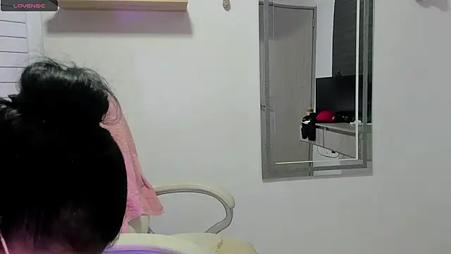 dahian carter online show from October 18, 2025, 1:12 pm