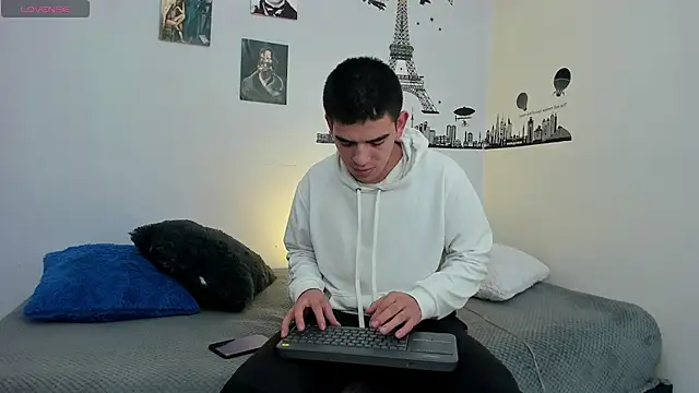 Ares Johnson online show from December 14, 2024, 9:13 pm