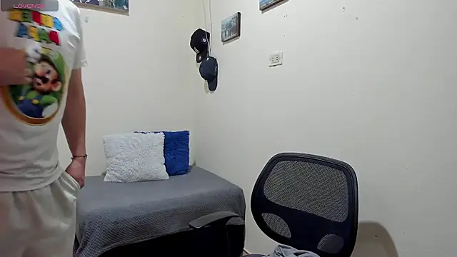 Ares Johnson online show from January 27, 2025, 6:09 pm