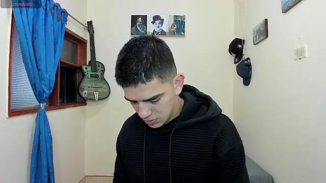 Ares Johnson online show from January 31, 2025, 2:07 pm