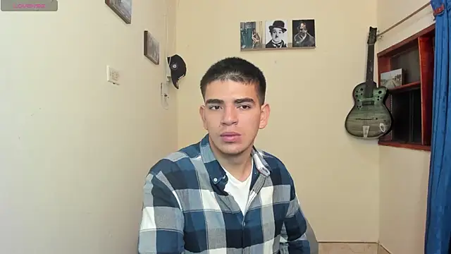 Ares Johnson online show from February 4, 2025, 2:32 pm