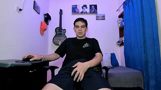 Ares Johnson online show from February 19, 2025, 6:43 pm