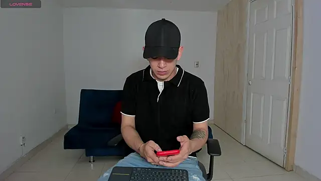 Ares Johnson online show from September 23, 2025, 11:24 am