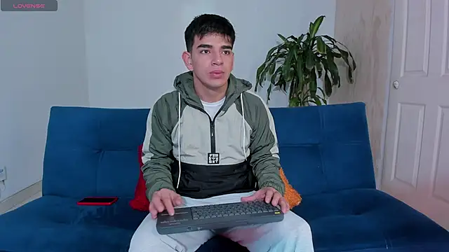 Ares Johnson online show from October 21, 2025, 12:28 pm