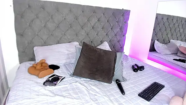 Snapshot of rebeca_cortez_ chatting on March 10, 2025, 4:49 am rebeca cortez online show from March 10, 2025, 4:49 am