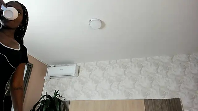 Snapshot of rebeca_cortez_ chatting on May 7, 2026, 7:41 pm rebeca cortez online show from May 7, 2026, 7:41 pm