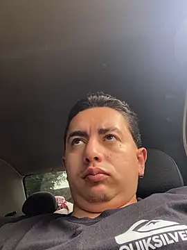 DanielGomez9 online show from March 4, 2025, 7:11 pm