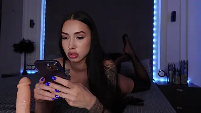 Snapshot of mila_blvck chatting on September 10, 2025, 8:14 am mila blvck online show from September 10, 2025, 8:14 am