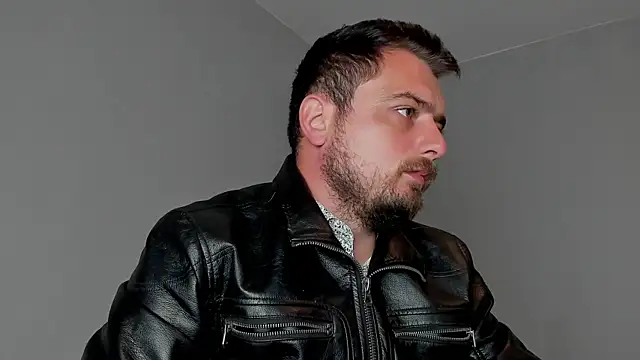 Snapshot of Master_Mark_Wayne chatting on October 20, 2025, 12:22 am Master Mark Wayne online show from October 20, 2025, 12:22 am