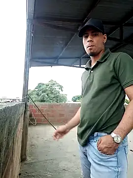 Snapshot of bonehur chatting on March 7, 2025, 8:11 pm bonehur online show from March 7, 2025, 8:11 pm