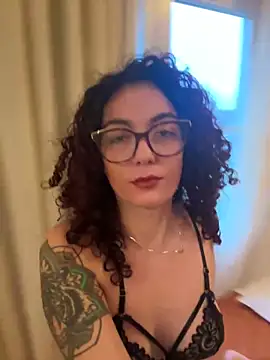 Strawberry queen91 online show from March 14, 2025, 3:58 pm