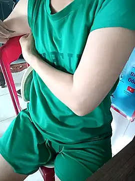 Lyly sexy2k online show from September 18, 2025, 4:14 am