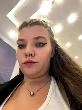 Snapshot of Holy_Tereza chatting on October 8, 2025, 3:53 pm Holy Tereza online show from October 8, 2025, 3:53 pm