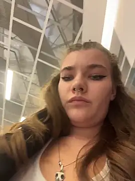 Holy Tereza online show from April 10, 2026, 5:39 pm